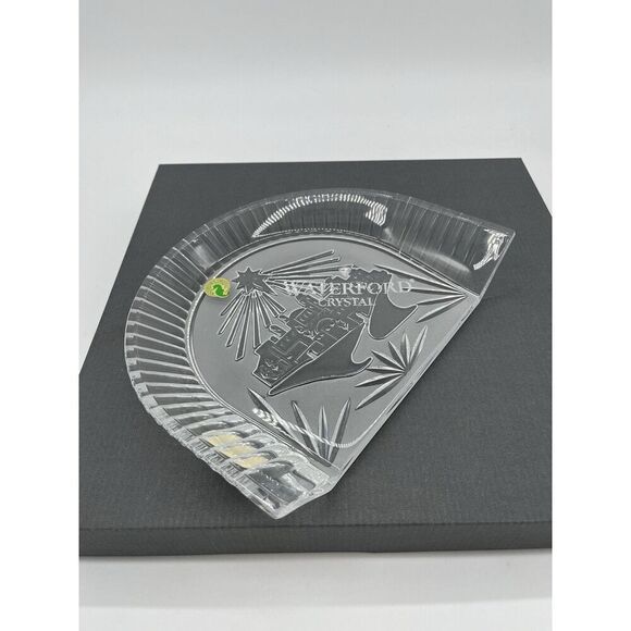 Waterford Crystal Nativity Display Backdrop In Box - Picture 3 of 10